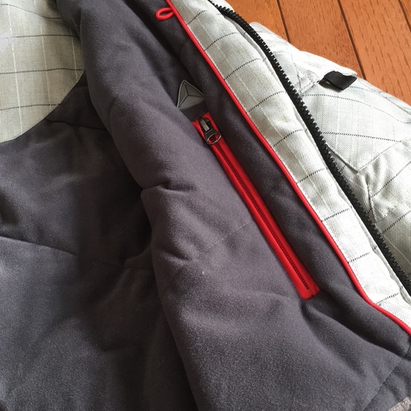 Small McKinley Winter jacket - Picture 9 of 13